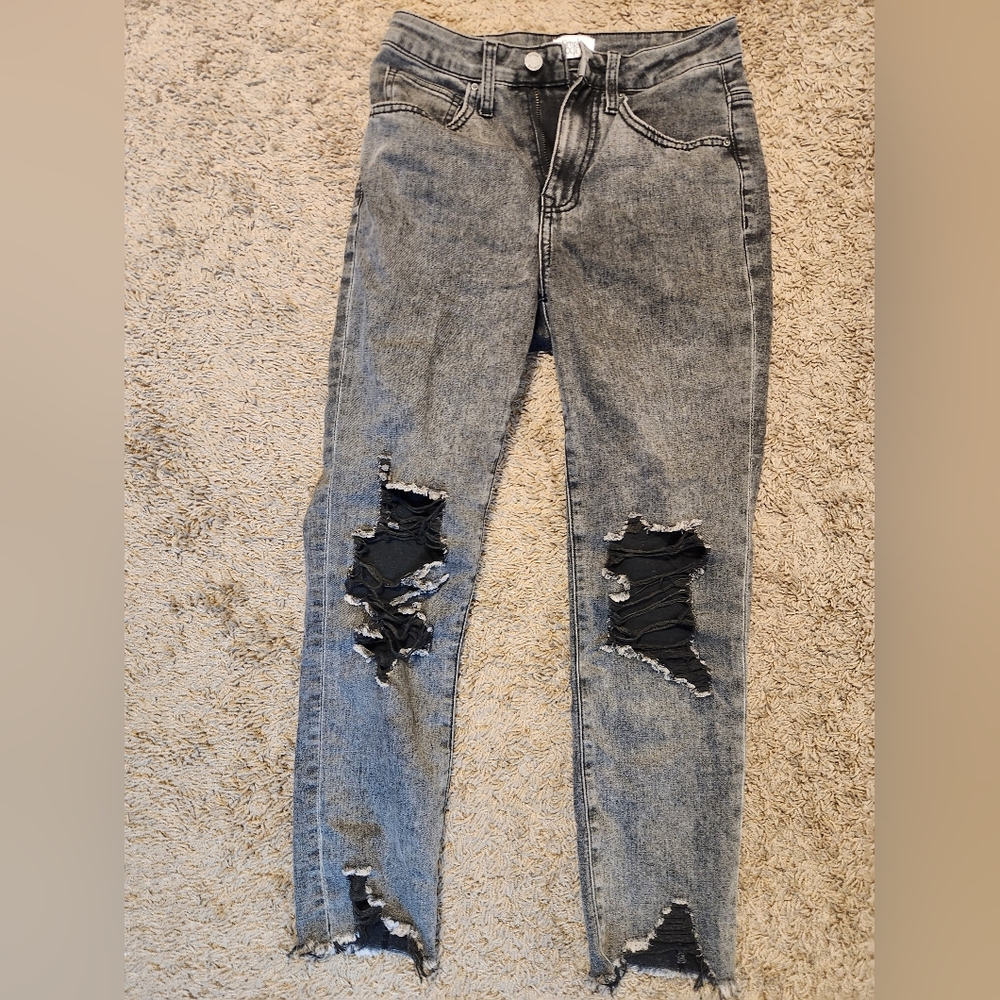 Simple Society Black Washed Distressed Skinny Jeans - Size 3/26